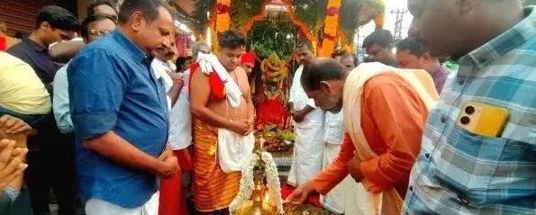 ആയയിൽ ഘോഷയാത്ര ഭക്തി നിർഭരം