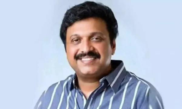 മഹാത്മാഗാന്ധിയെയും ജവഹര്‍ലാല്‍ നെഹ്റുവിനെയും അപമാനിച്ചു